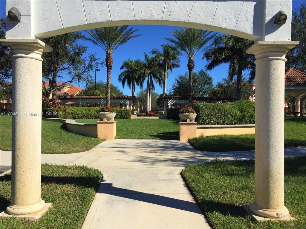 TIERRA VERDE AT DELRAY BE - Residential Lease