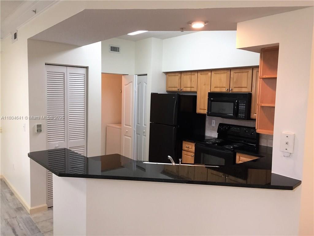 TIERRA VERDE AT DELRAY BE - Residential Lease