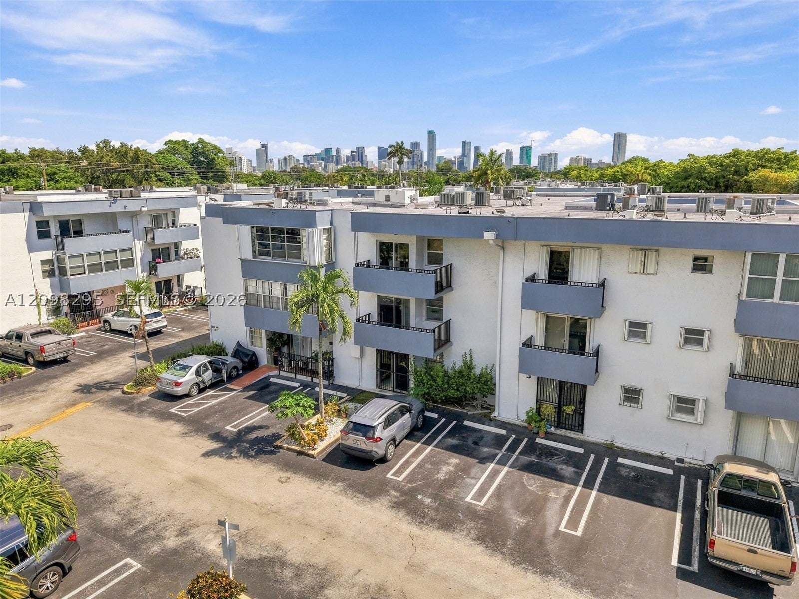 1800 SW 25th St 2204