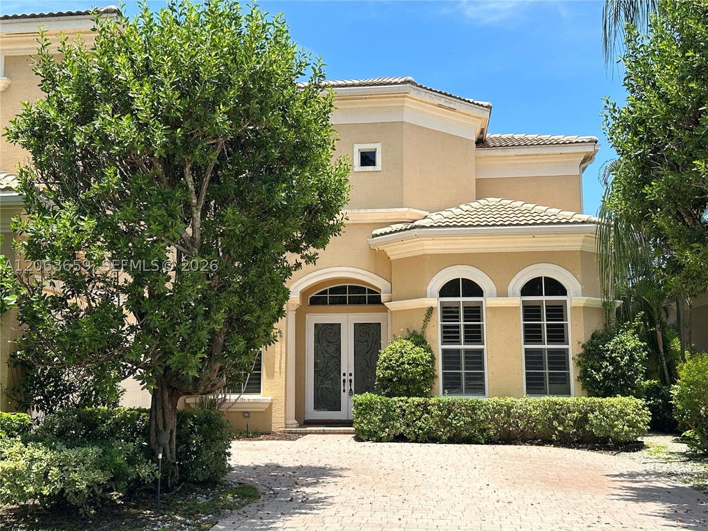 Photo of 138 Tranquilla Dr, Palm Beach Gardens, FL 33418 (MLS # A12063659)