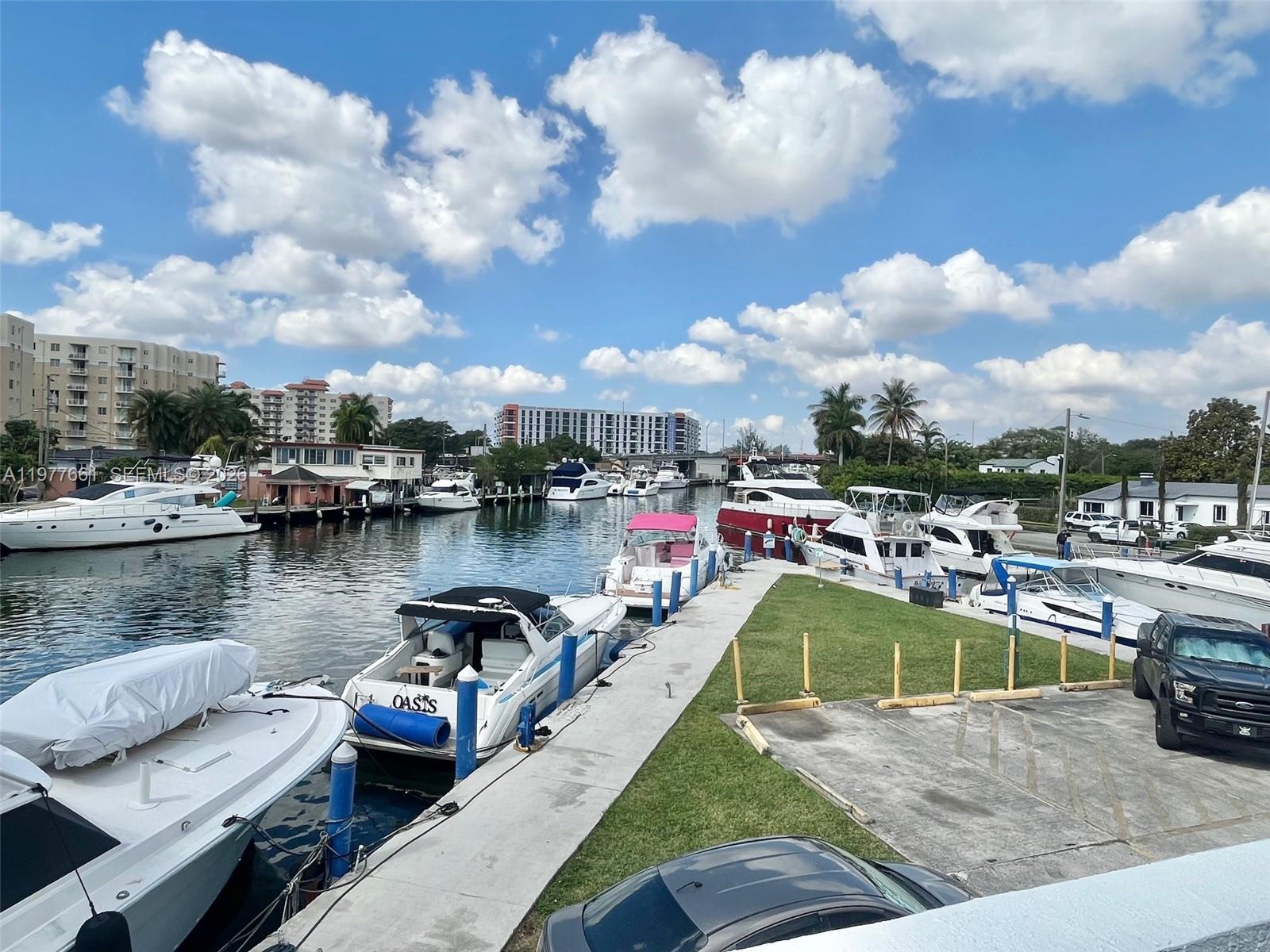 ISLA DEL MAR CONDO - Residential