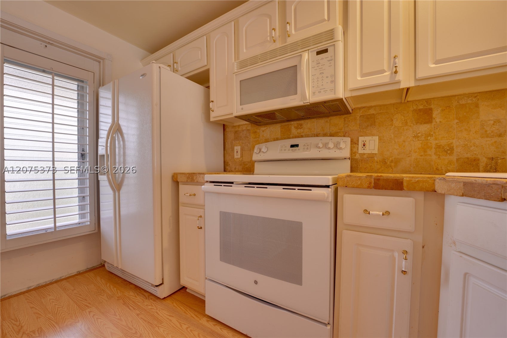 455 Paradise Isle Blvd 402