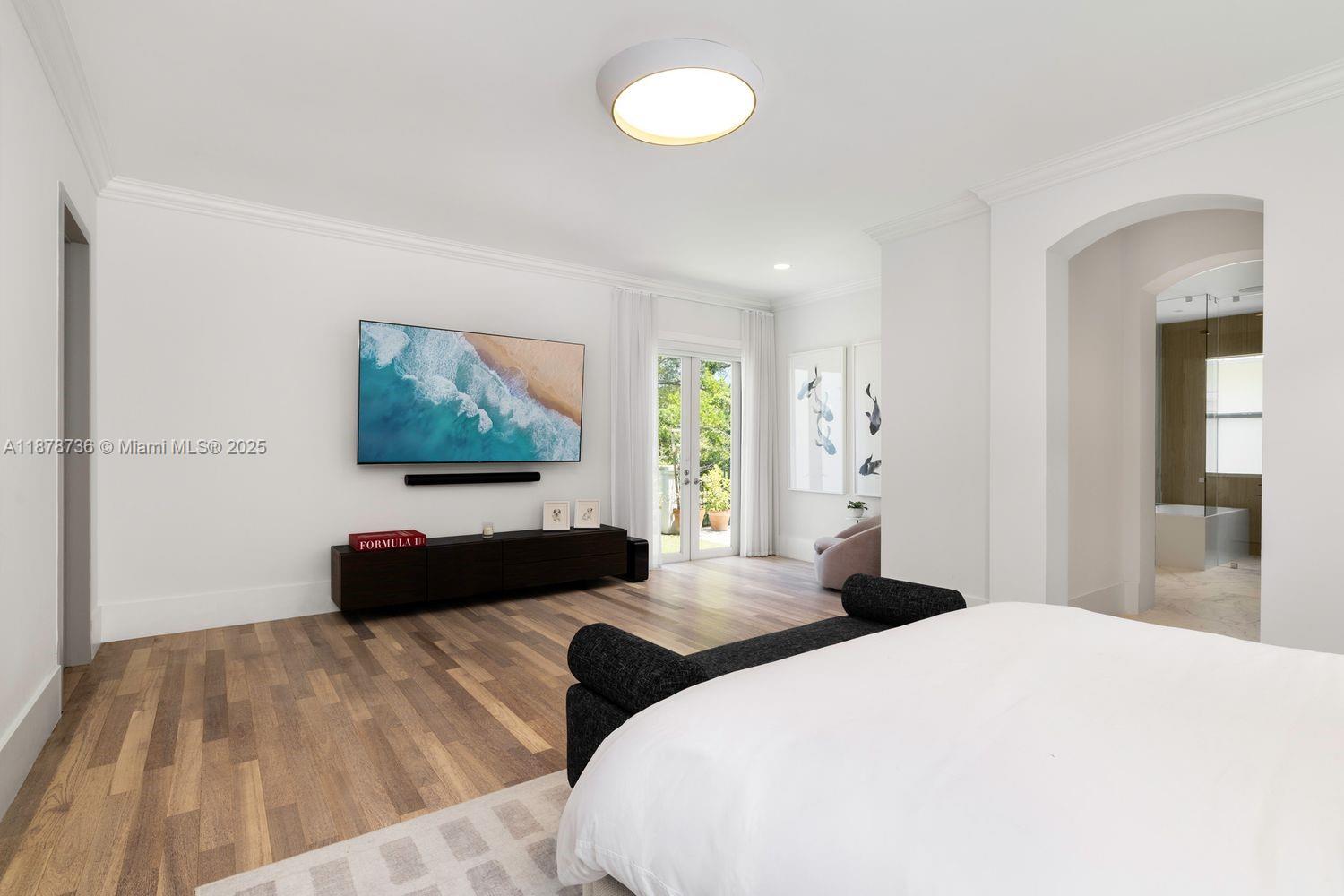 CRYSTAL BLUFF - Residential