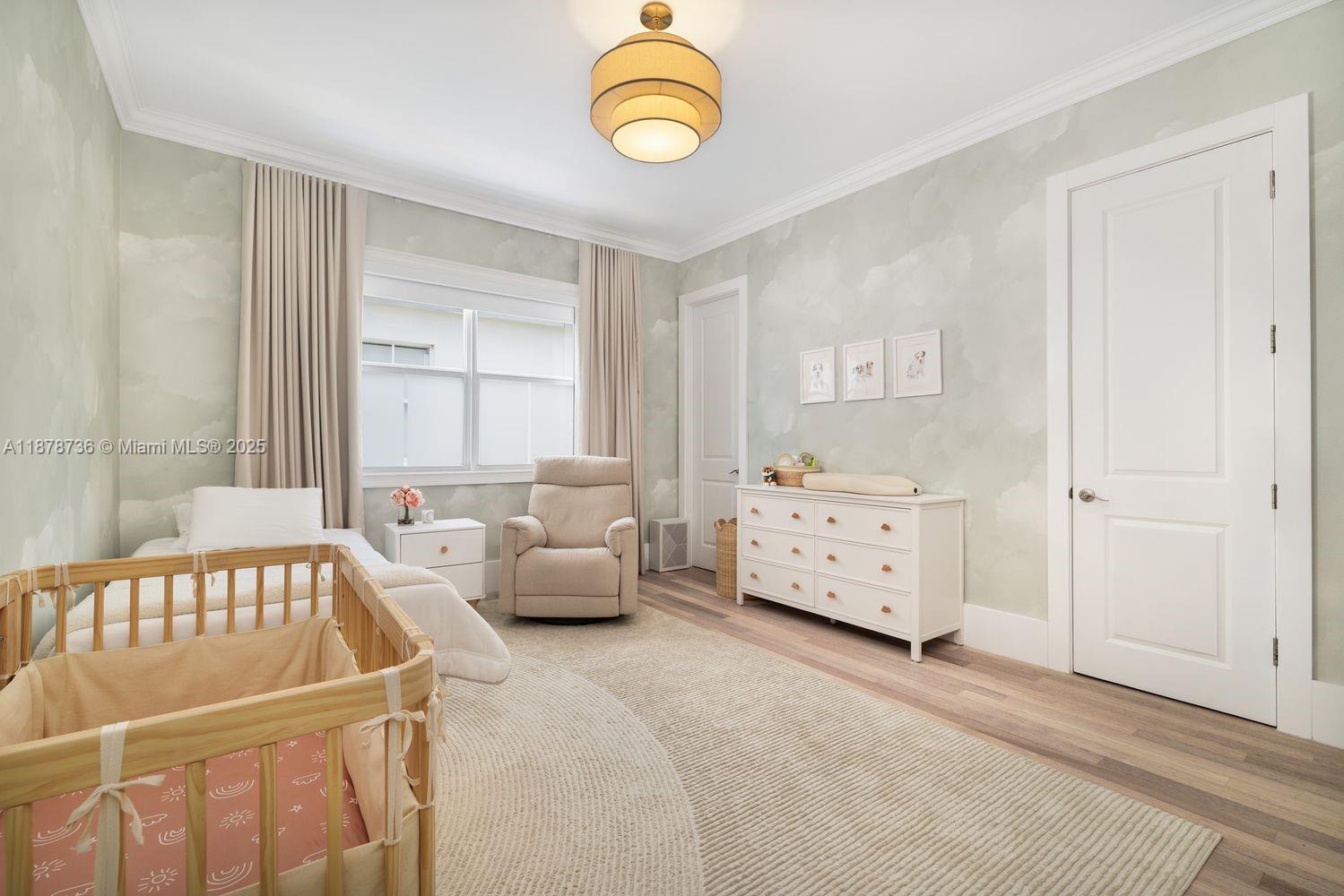 CRYSTAL BLUFF - Residential