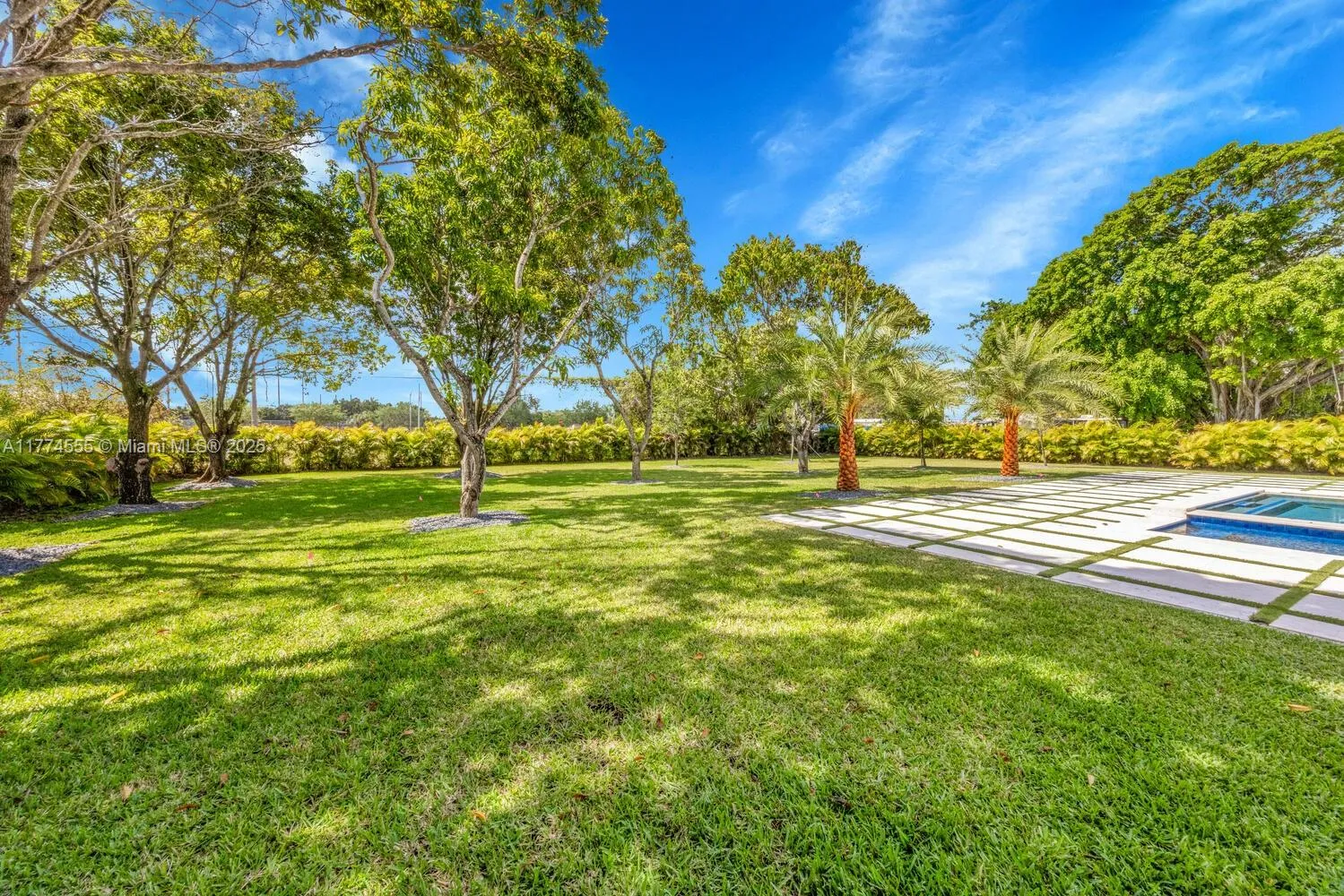 Miami, Florida 33176, United States, 4 Bedrooms Bedrooms, ,5 BathroomsBathrooms,Residential,Active,104475