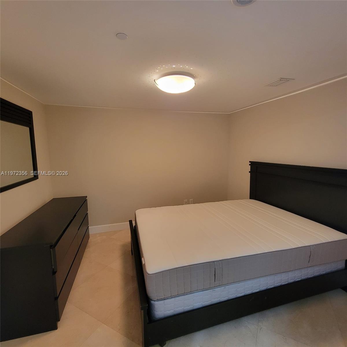 BEACH CLUB CONDO - Residential