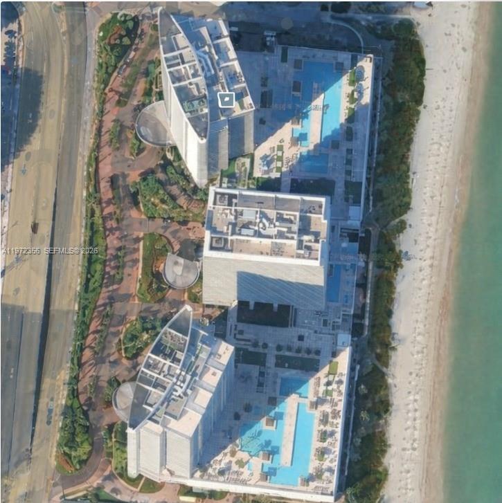 BEACH CLUB CONDO - Residential