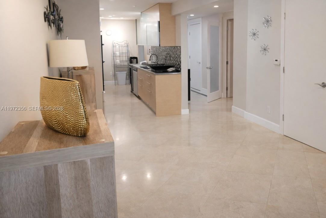 BEACH CLUB CONDO - Residential