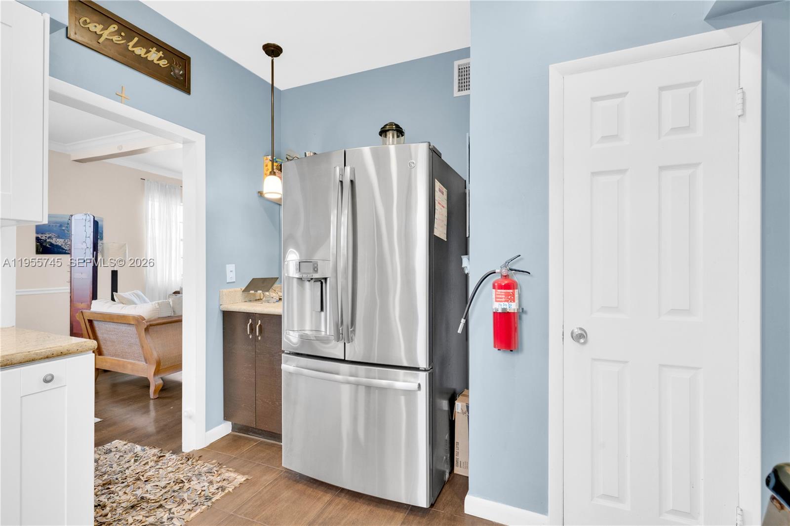 SOUTH SHORE YACHT AND GOL - Residential