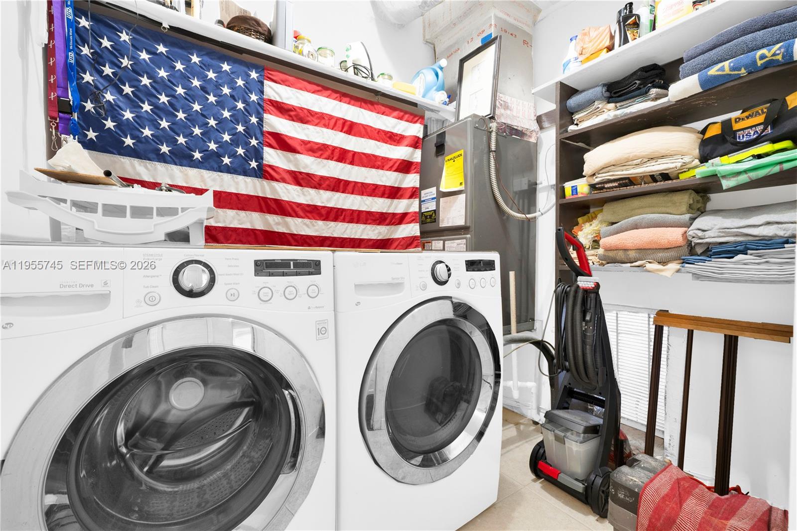 SOUTH SHORE YACHT AND GOL - Residential