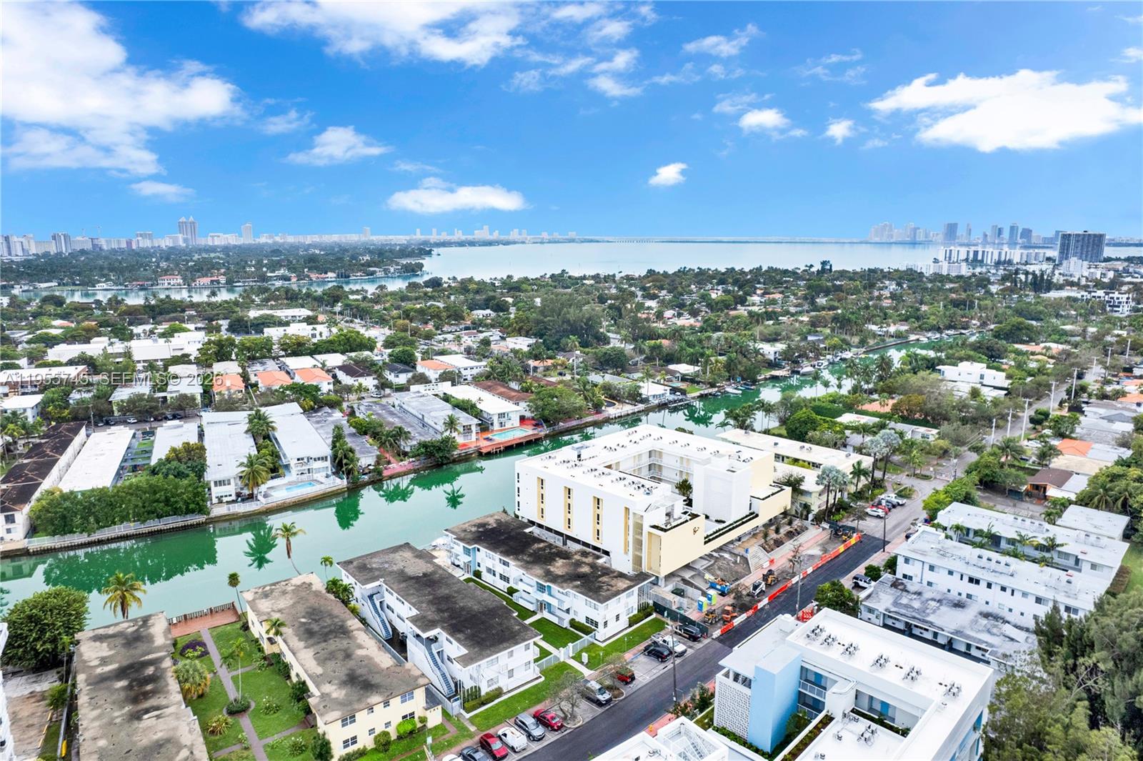 SOUTH SHORE YACHT AND GOL - Residential