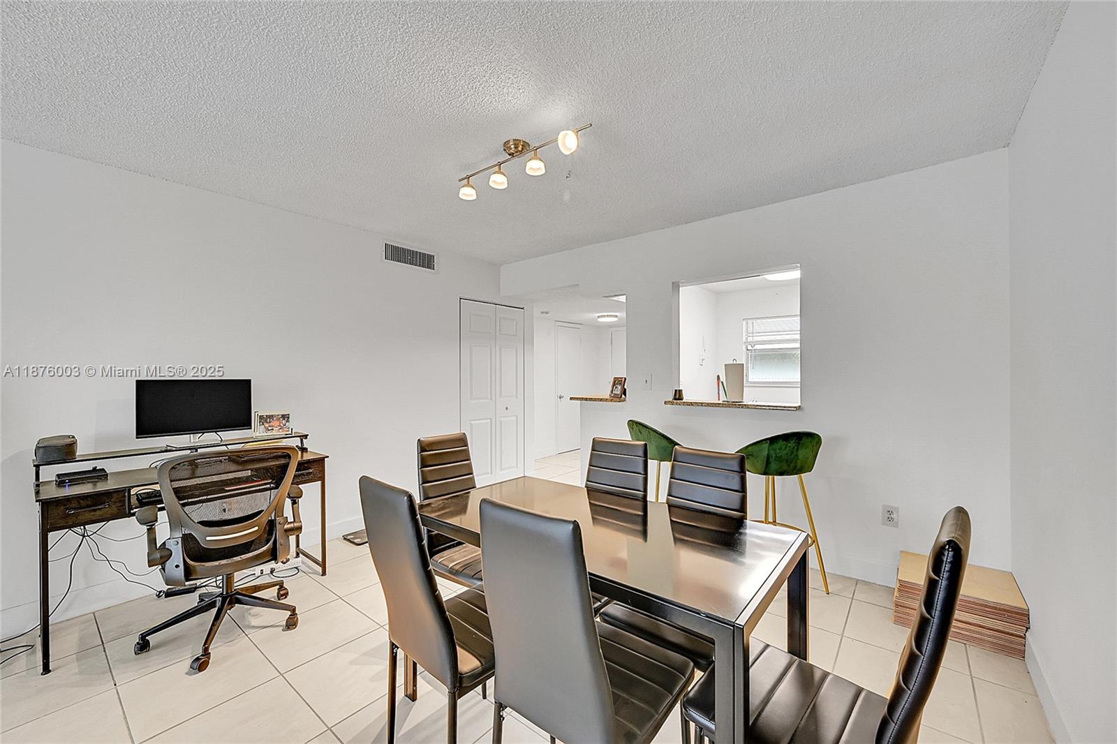 COURTYARDS OF BROWARD CON - Residential