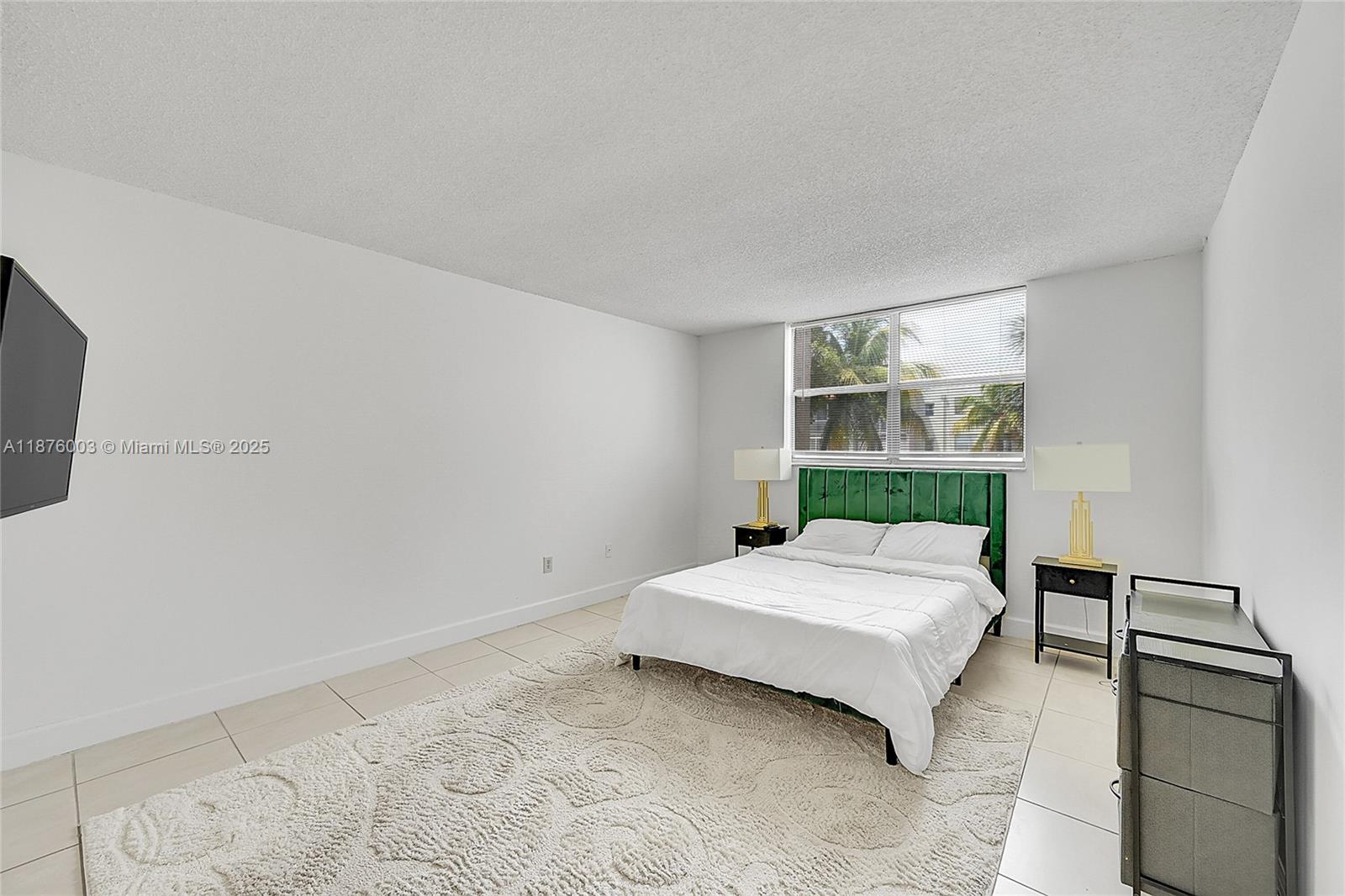 COURTYARDS OF BROWARD CON - Residential