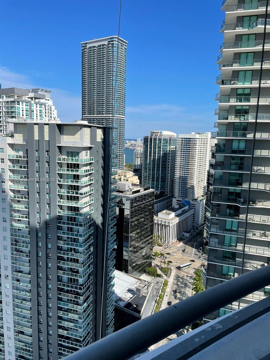 INFINITY AT BRICKELL COND - Residential Lease