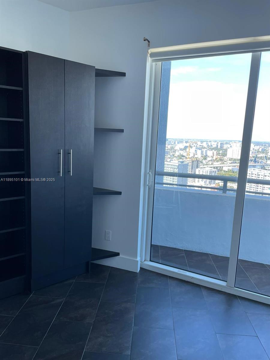 INFINITY AT BRICKELL COND - Residential Lease