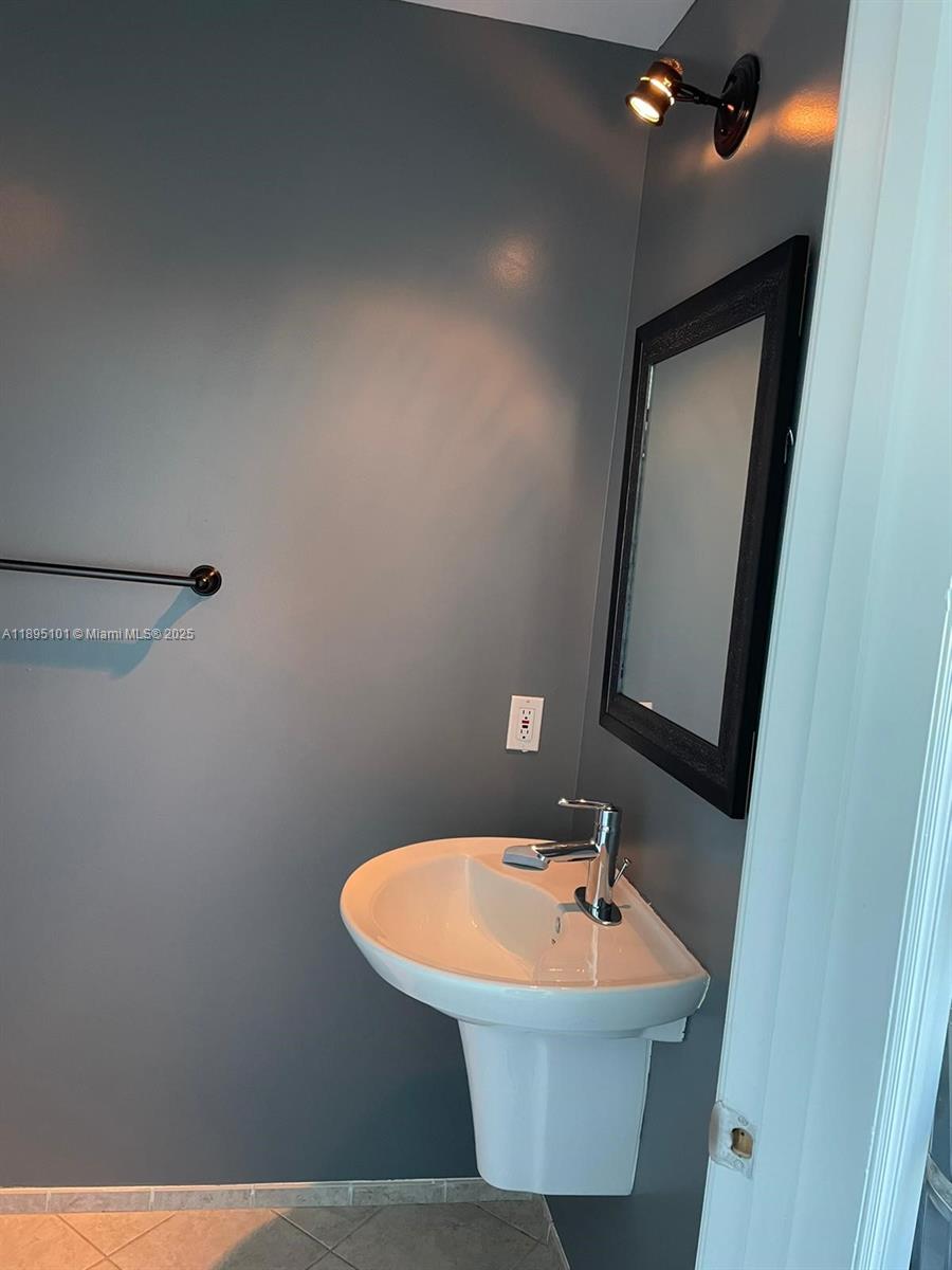 INFINITY AT BRICKELL COND - Residential Lease