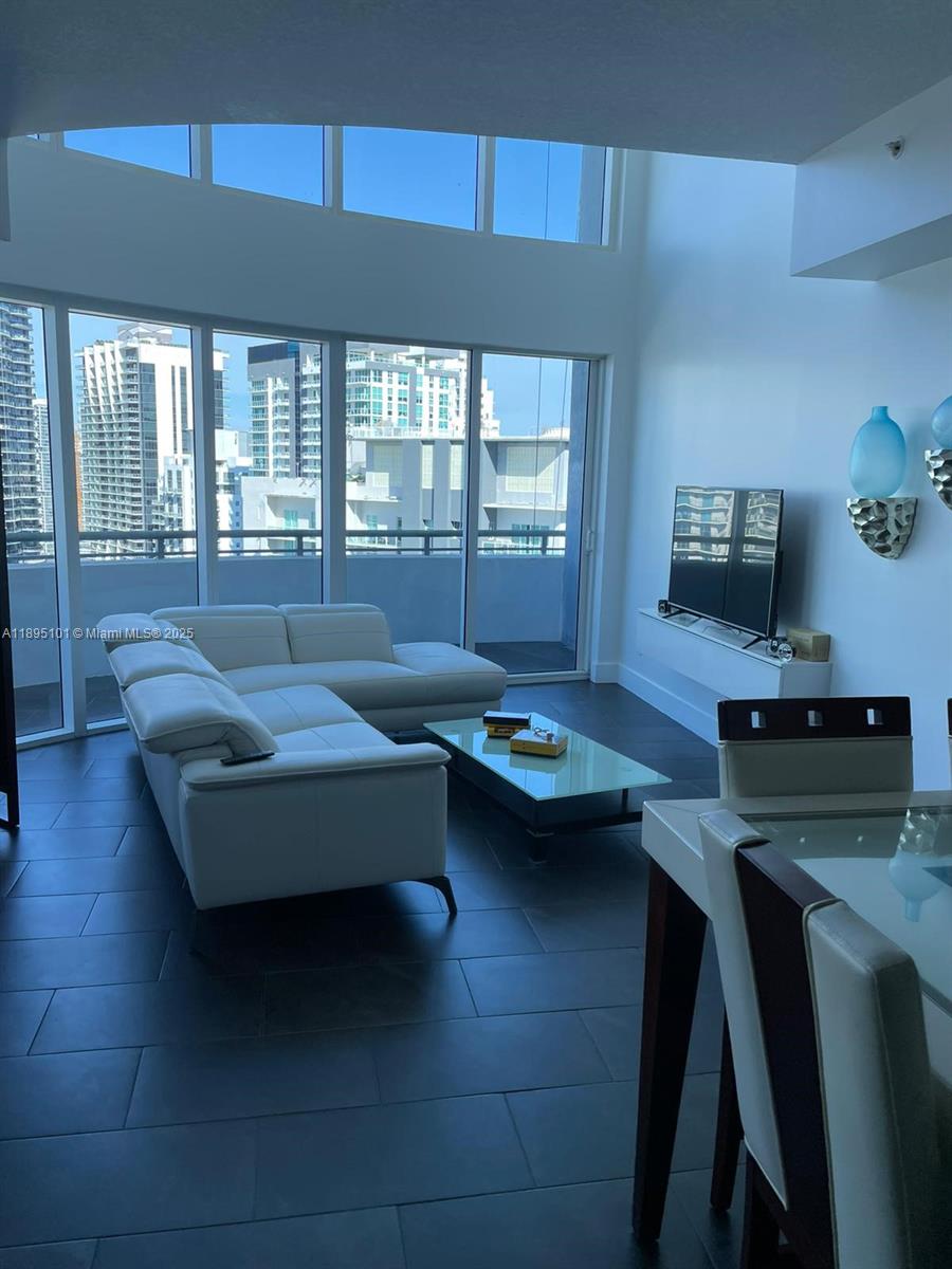 INFINITY AT BRICKELL COND - Residential Lease