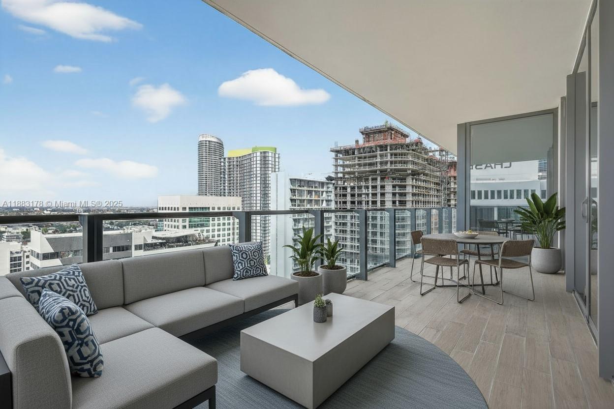 88 SW 7th St 2402