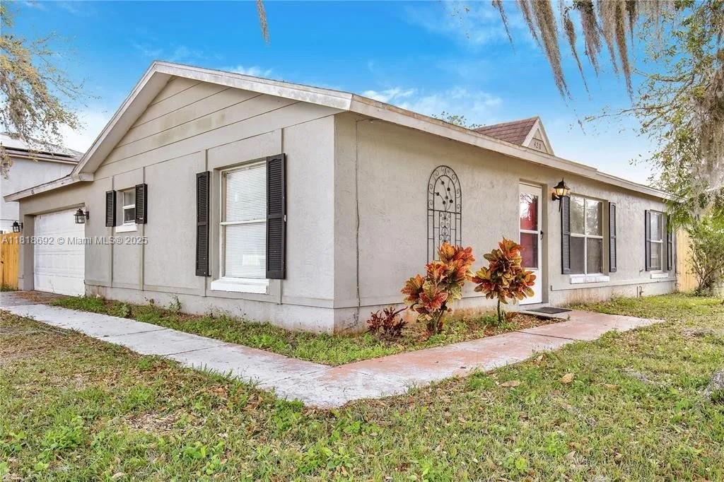 POINCIANA SUB NBRHD 5 NORT - Residential