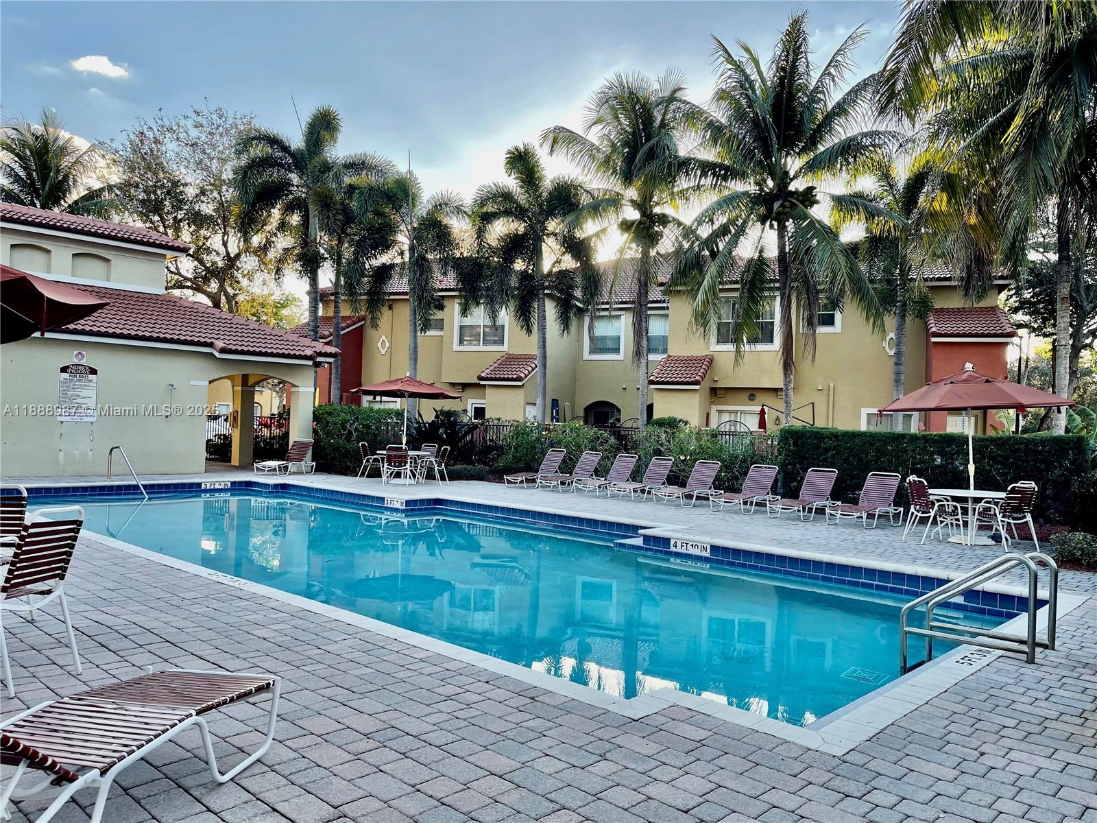 MERRICK PRESERVE CONDO BL - Residential Lease