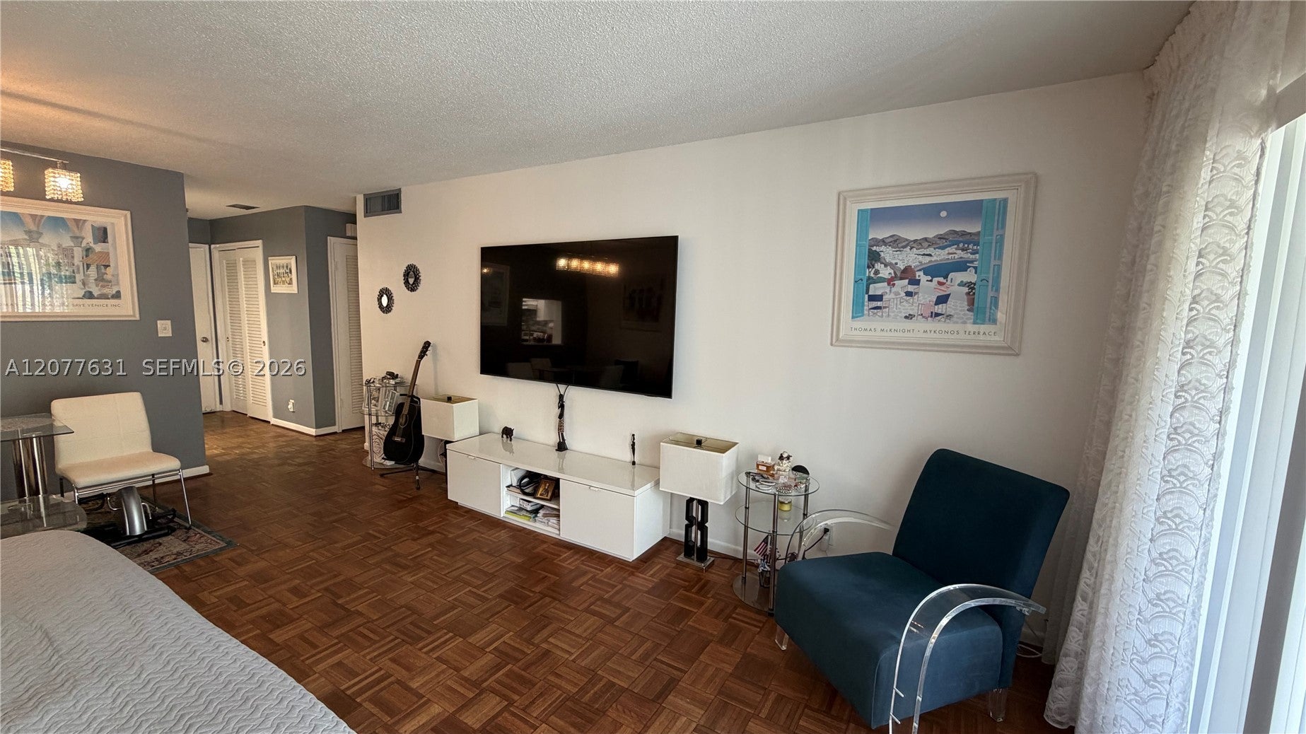 233 NE 14th Ave 205