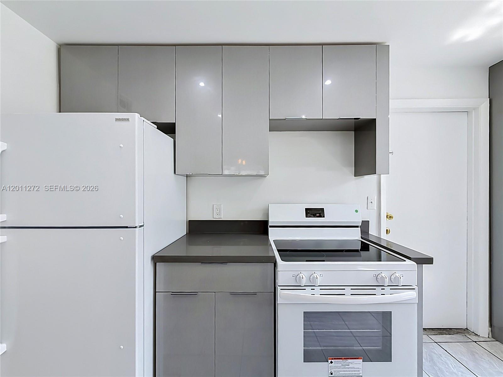 THREE SEASONS CONDO BLDG - Residential
