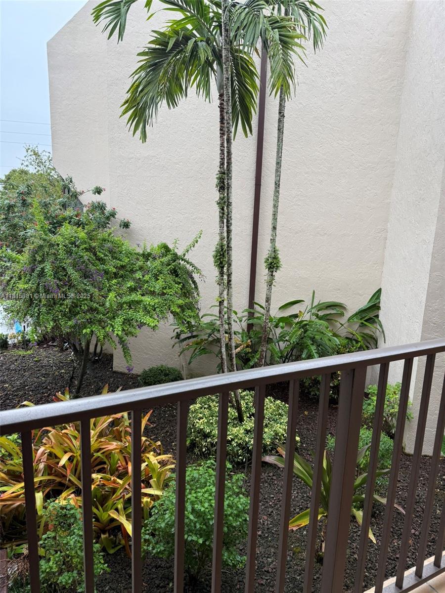 7850 W Mcnab Rd 212, Tamarac, Broward County, Florida - 2 Bedrooms  
2 Bathrooms - 