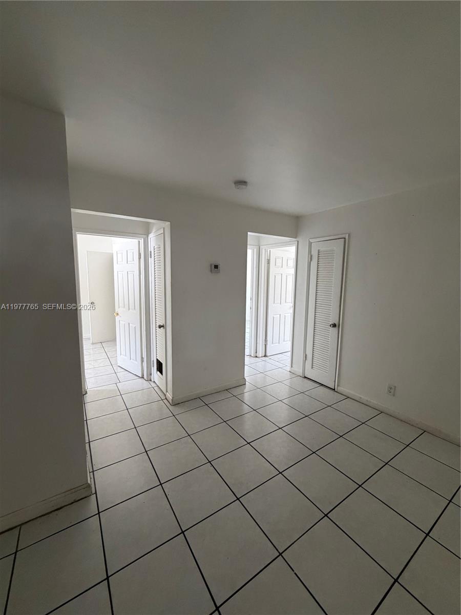 CRESTHAVEN NO 11 - Residential Income