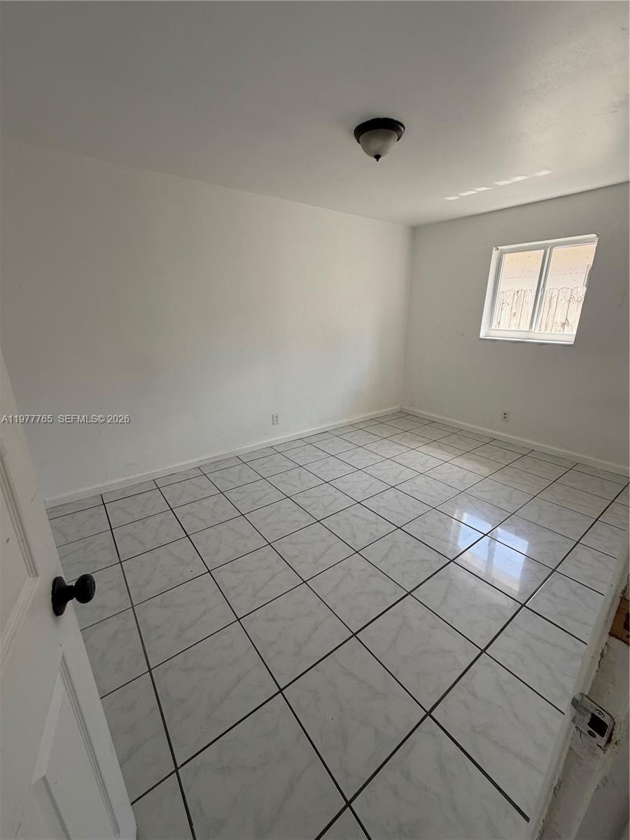 CRESTHAVEN NO 11 - Residential Income