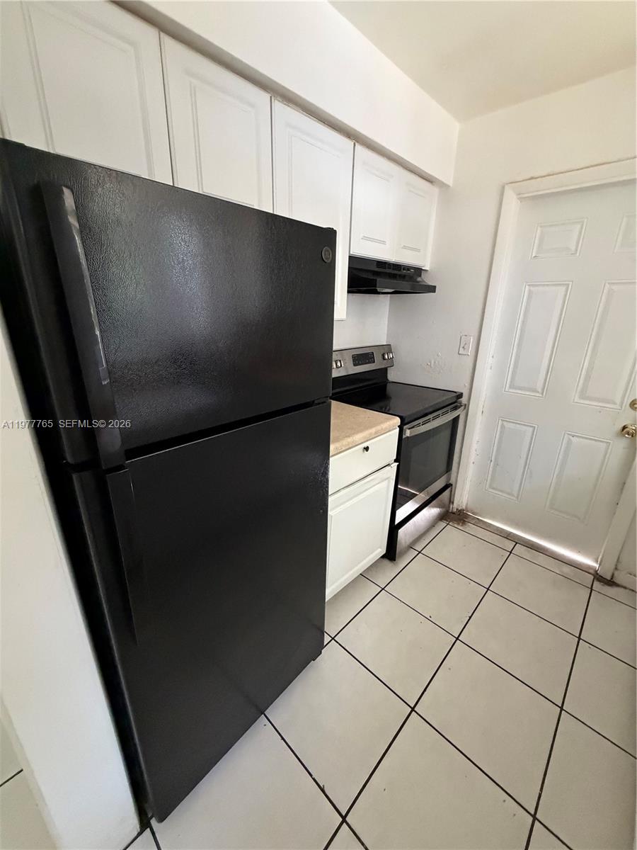 CRESTHAVEN NO 11 - Residential Income