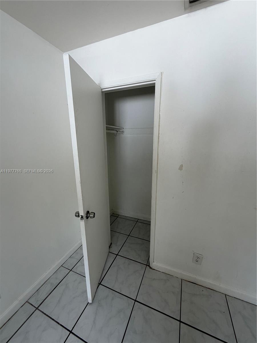 CRESTHAVEN NO 11 - Residential Income