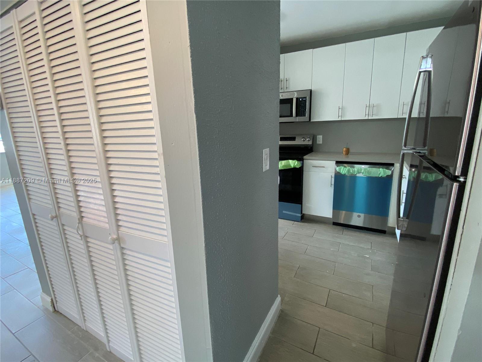 CRESTVIEW TOWERS CONDO - Residential Lease