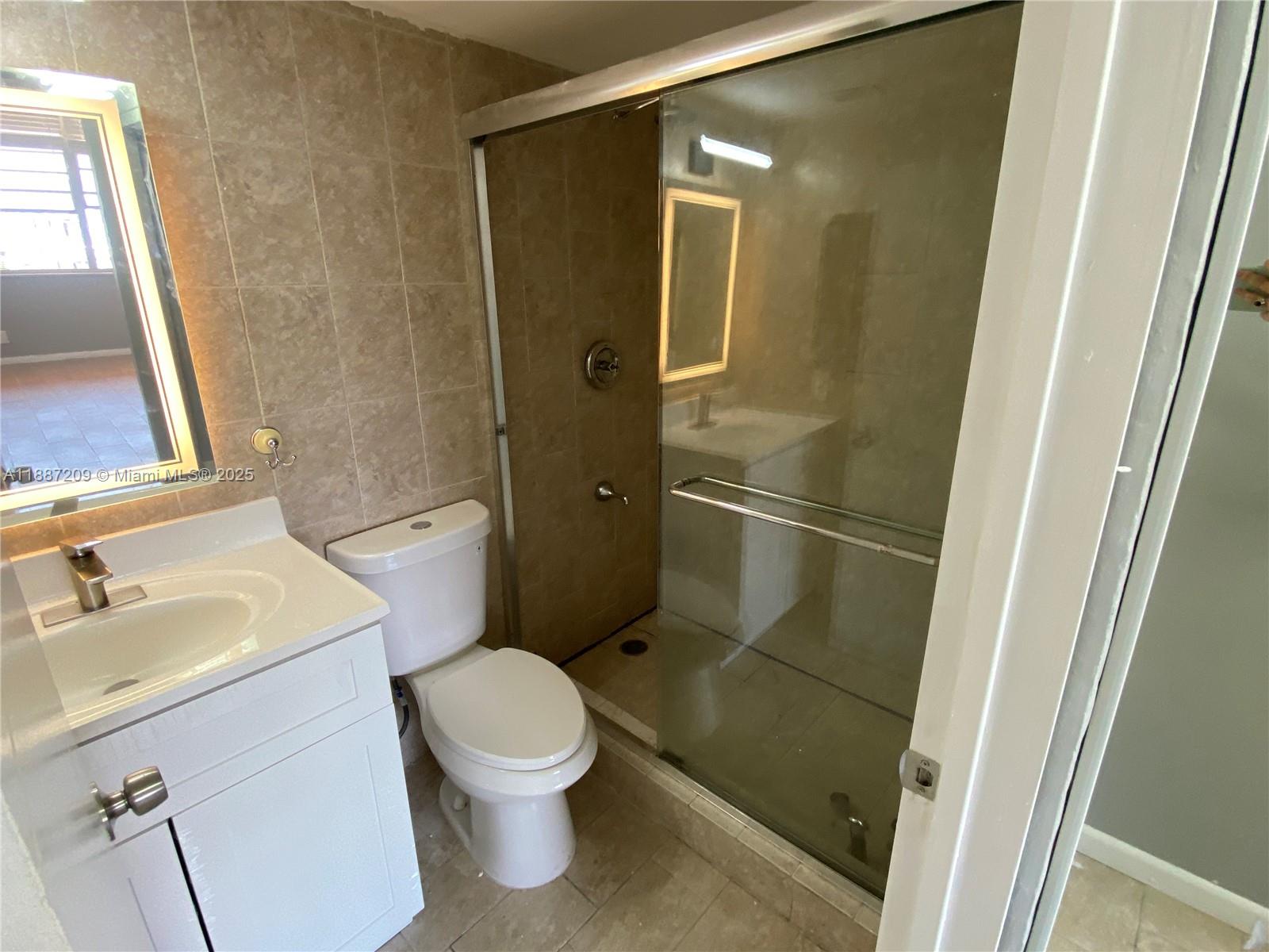 CRESTVIEW TOWERS CONDO - Residential Lease