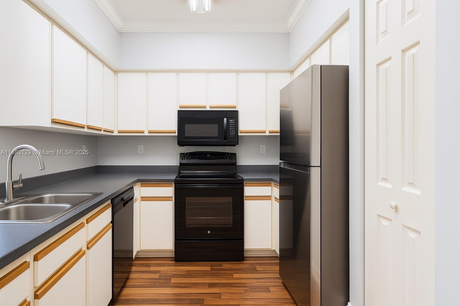 MARQUESA CONDO - Residential Lease
