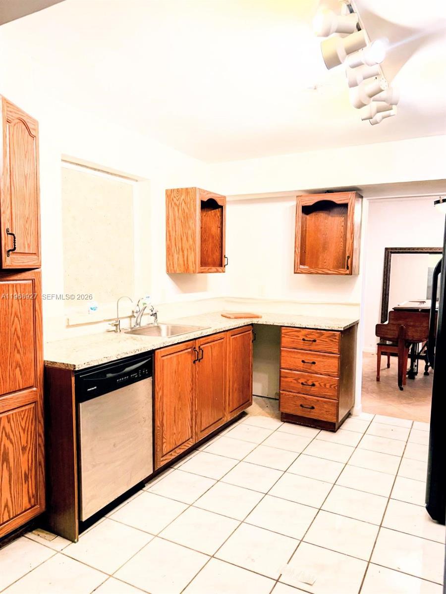 RAINBERRY BAY SEC 1 - Residential