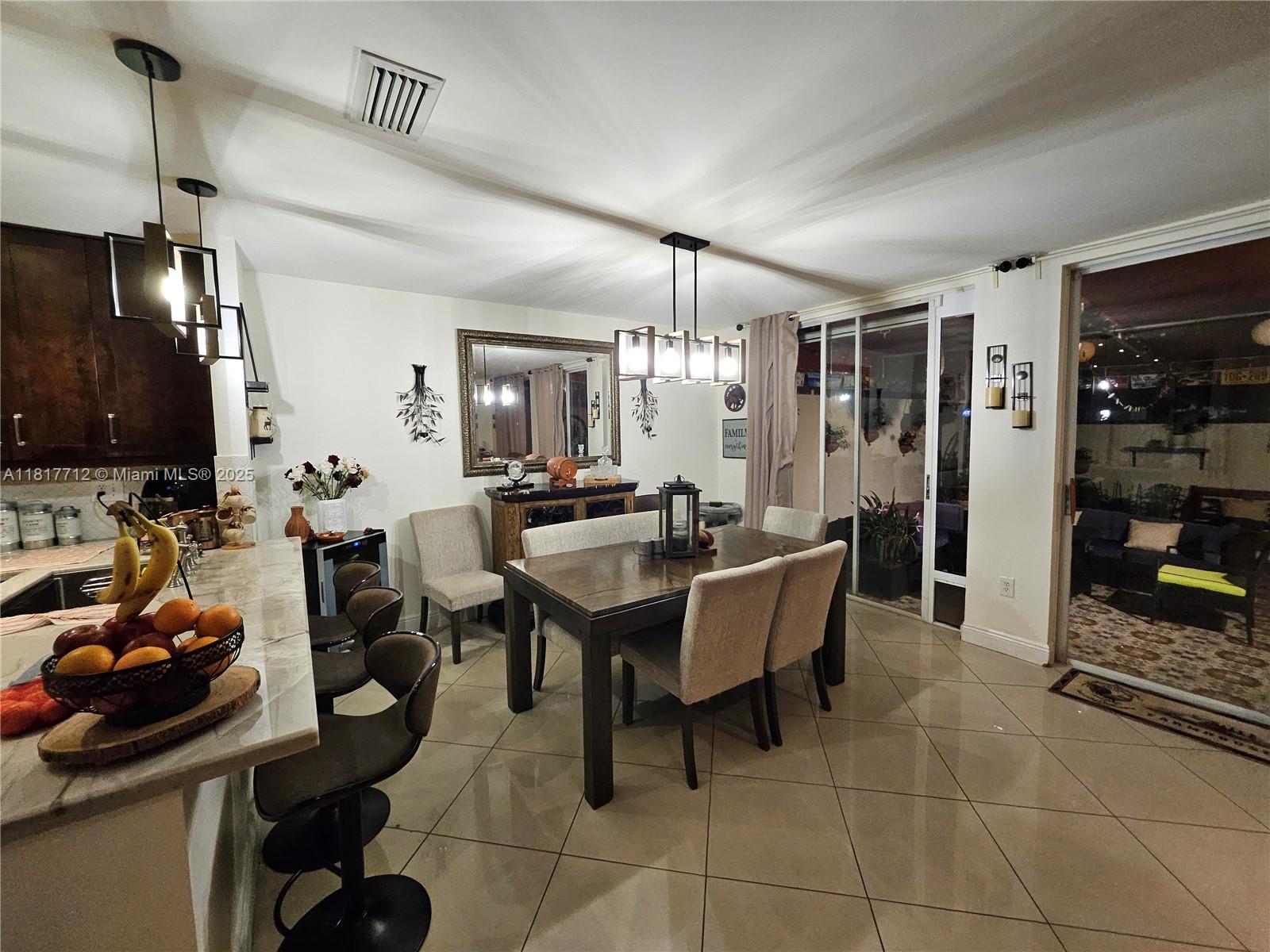10270 NW 46th St