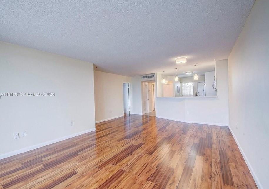 JADE WINDS GROUP - - Residential