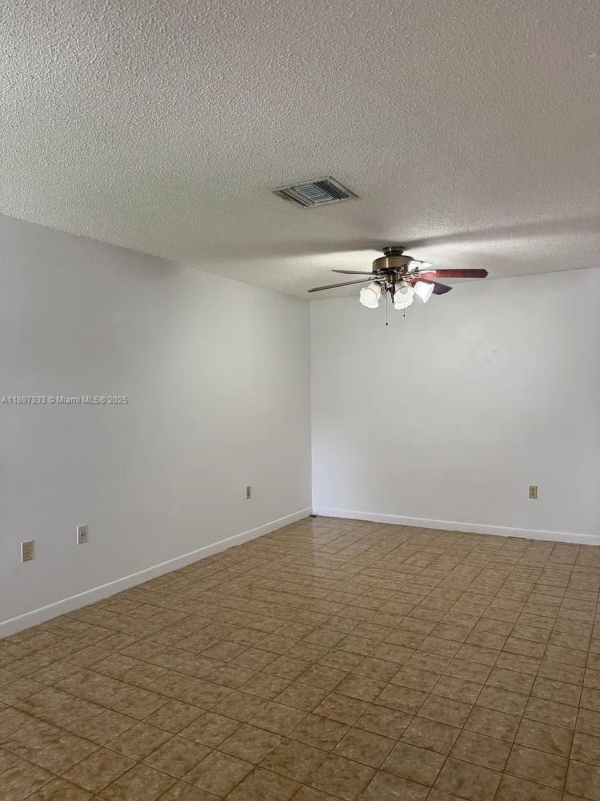 BIRD RD HIGHLANDS - Residential Lease