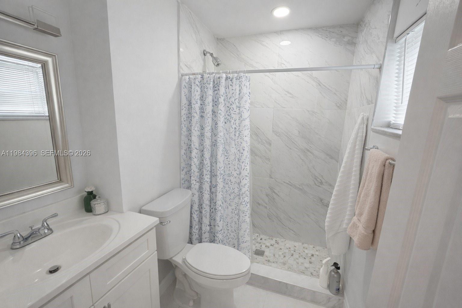 DEERFIELD BEACH ESTATES S - Residential Income