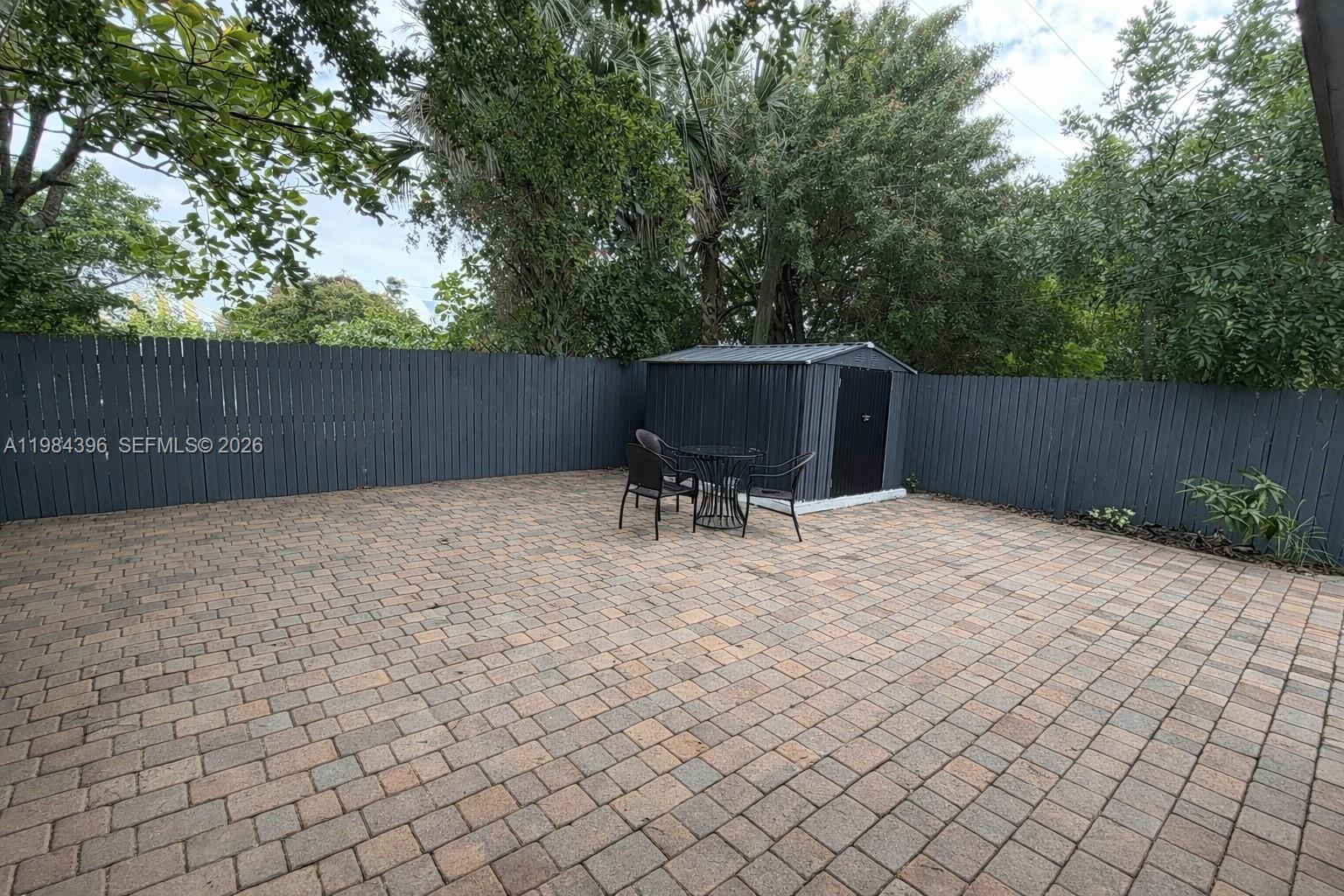 DEERFIELD BEACH ESTATES S - Residential Income