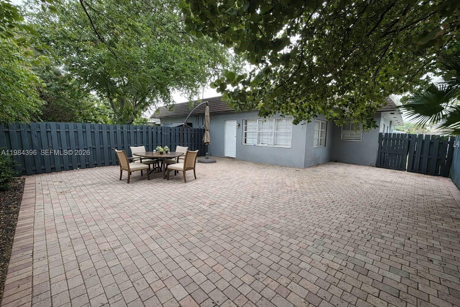 DEERFIELD BEACH ESTATES S - Residential Income