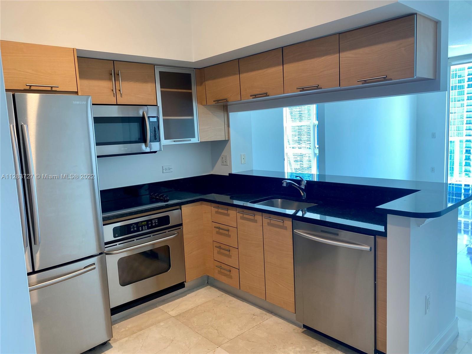 BRICKELL ON THE RIVER N T - Residential Lease