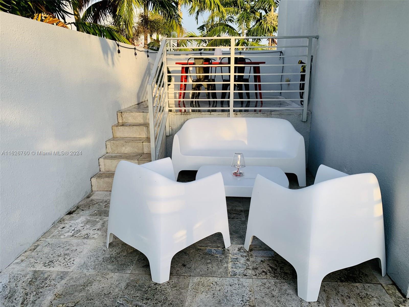 GROVE VISTA VILLAS - Residential Lease