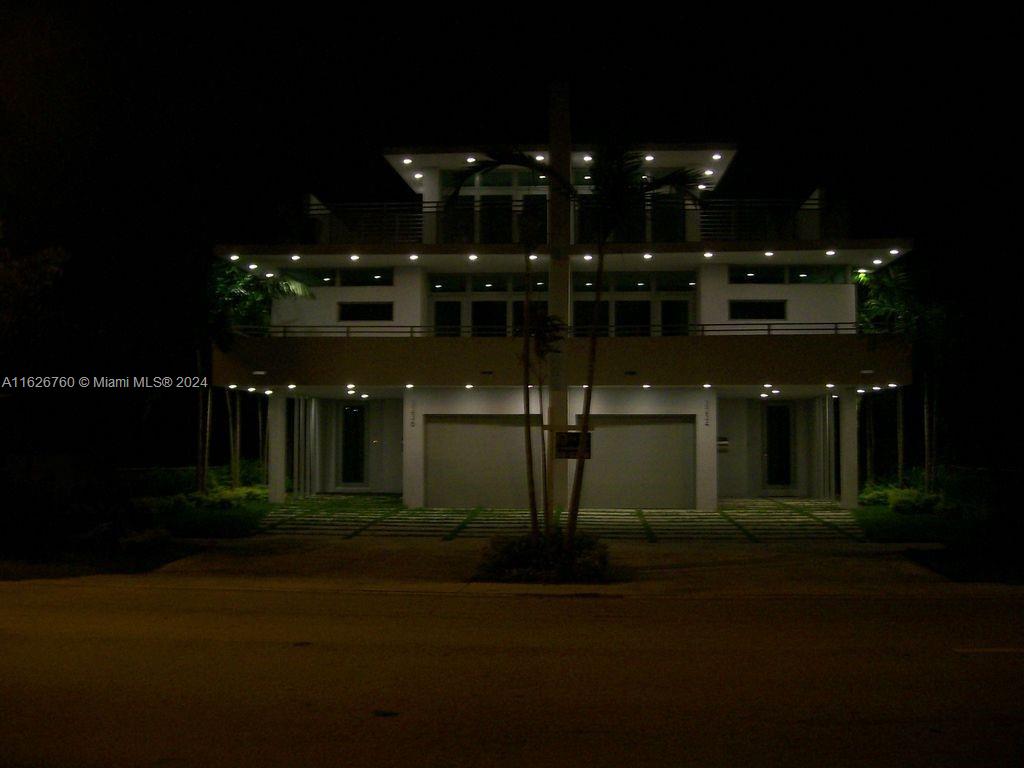 GROVE VISTA VILLAS - Residential Lease