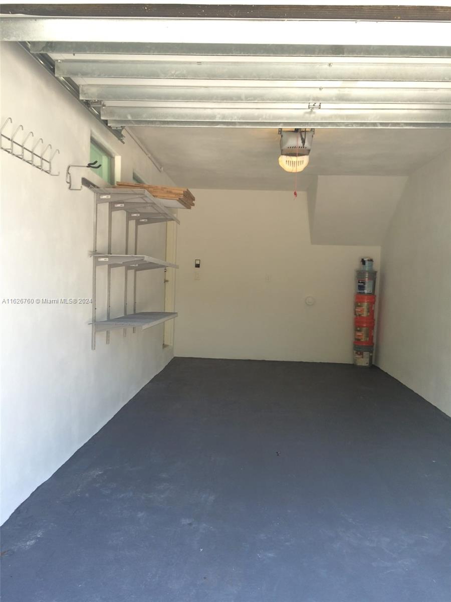 GROVE VISTA VILLAS - Residential Lease