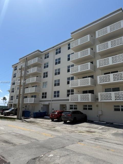 DARBY HALL APTS CONDO - Residential