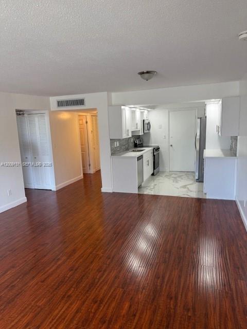 DARBY HALL APTS CONDO - Residential