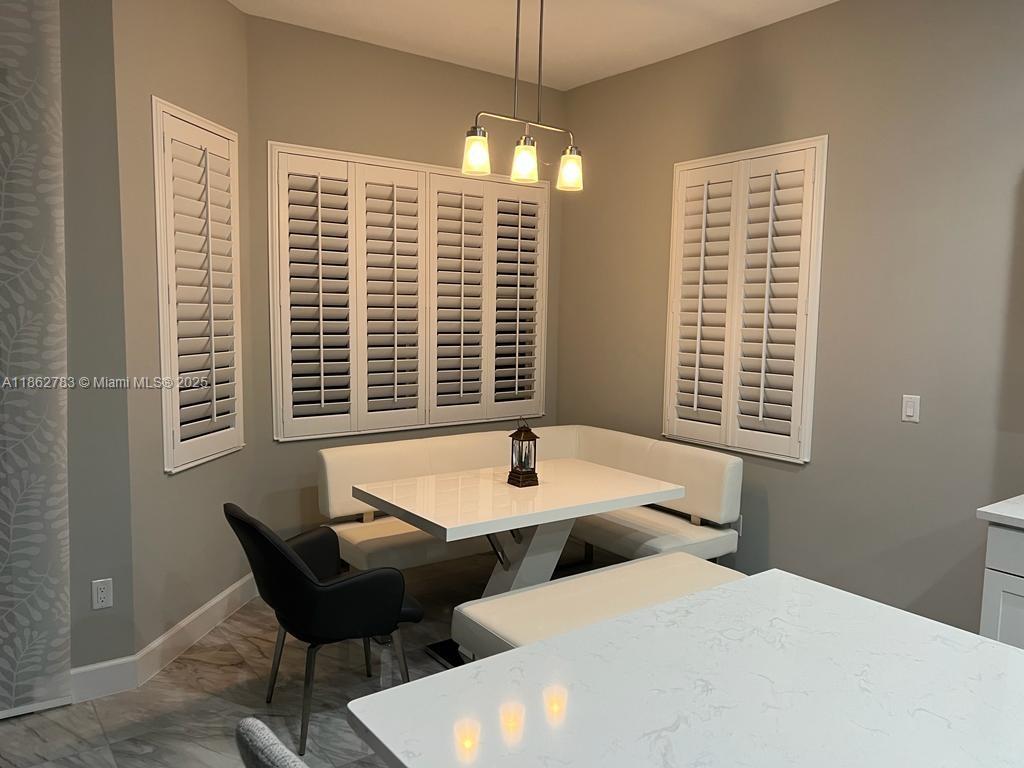 MEADOWS OF WESTLAKE - Residential Lease