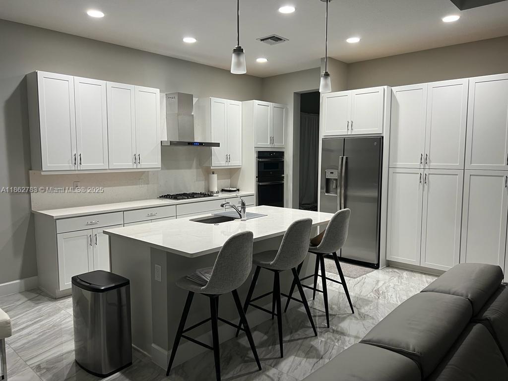 MEADOWS OF WESTLAKE - Residential Lease