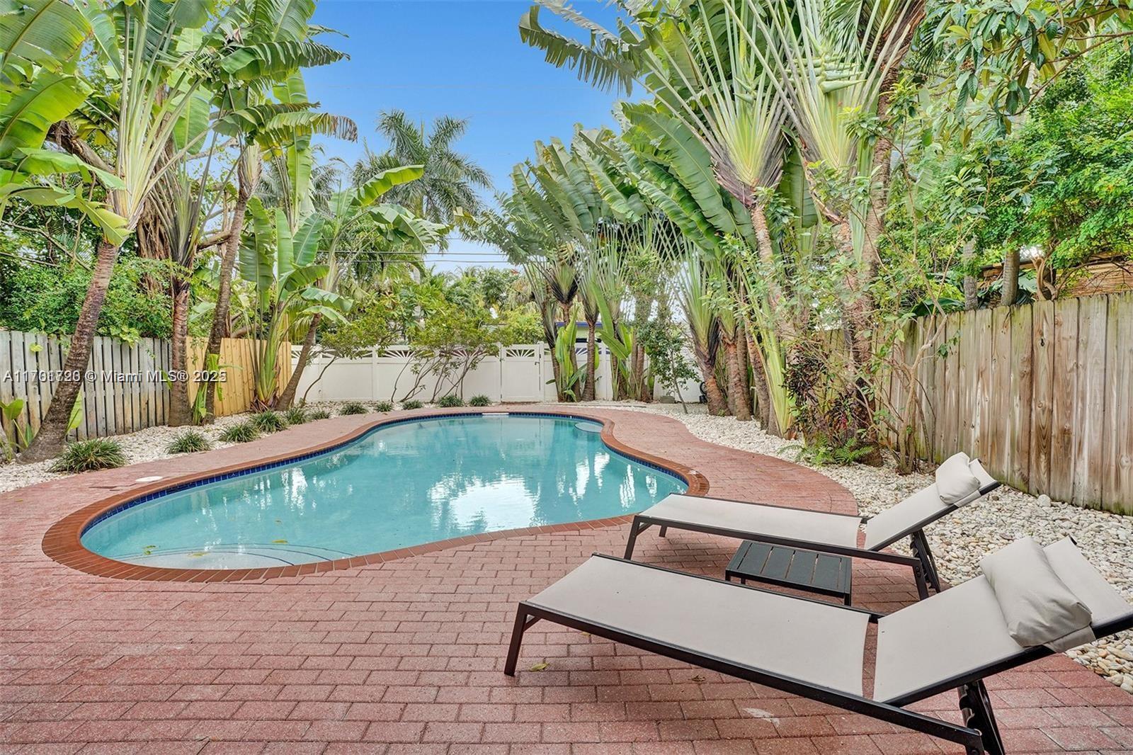 Property for Sale at 1640 Jefferson St, Hollywood, Broward County, Florida - Bedrooms: 5 
Bathrooms: 2  - $849,000